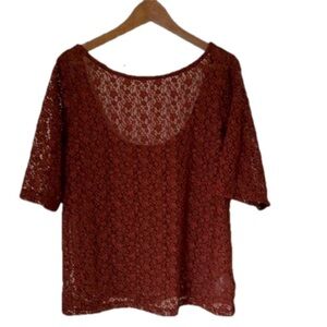 Gap Copper Beech Floral Lace Top with 1/2 sleeves. Size XL